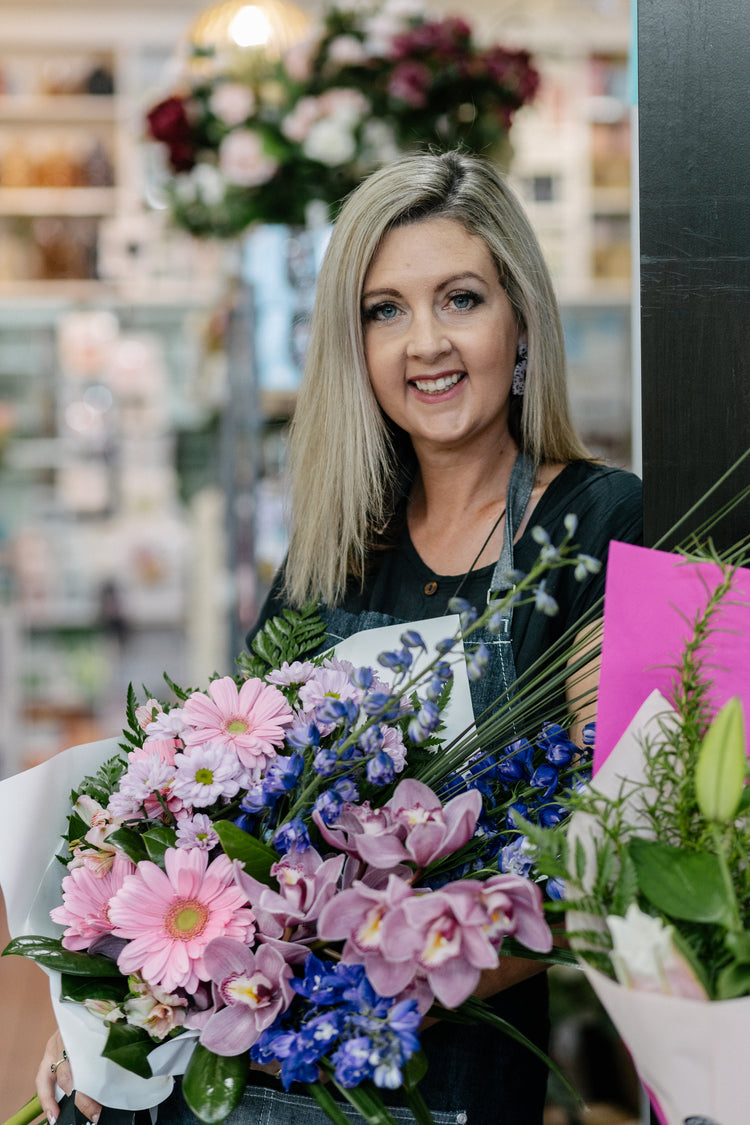 Launceston Florist Flowers and hampers delivered Tasmania wide