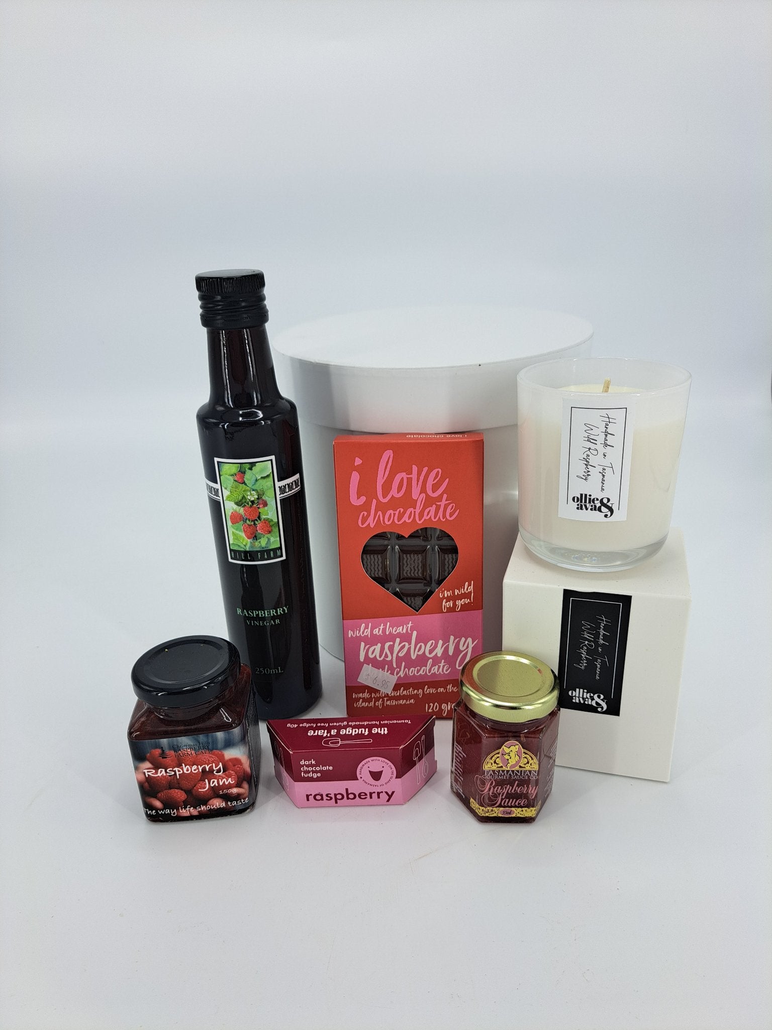 Hampers Victoria's Flowers & Gifts